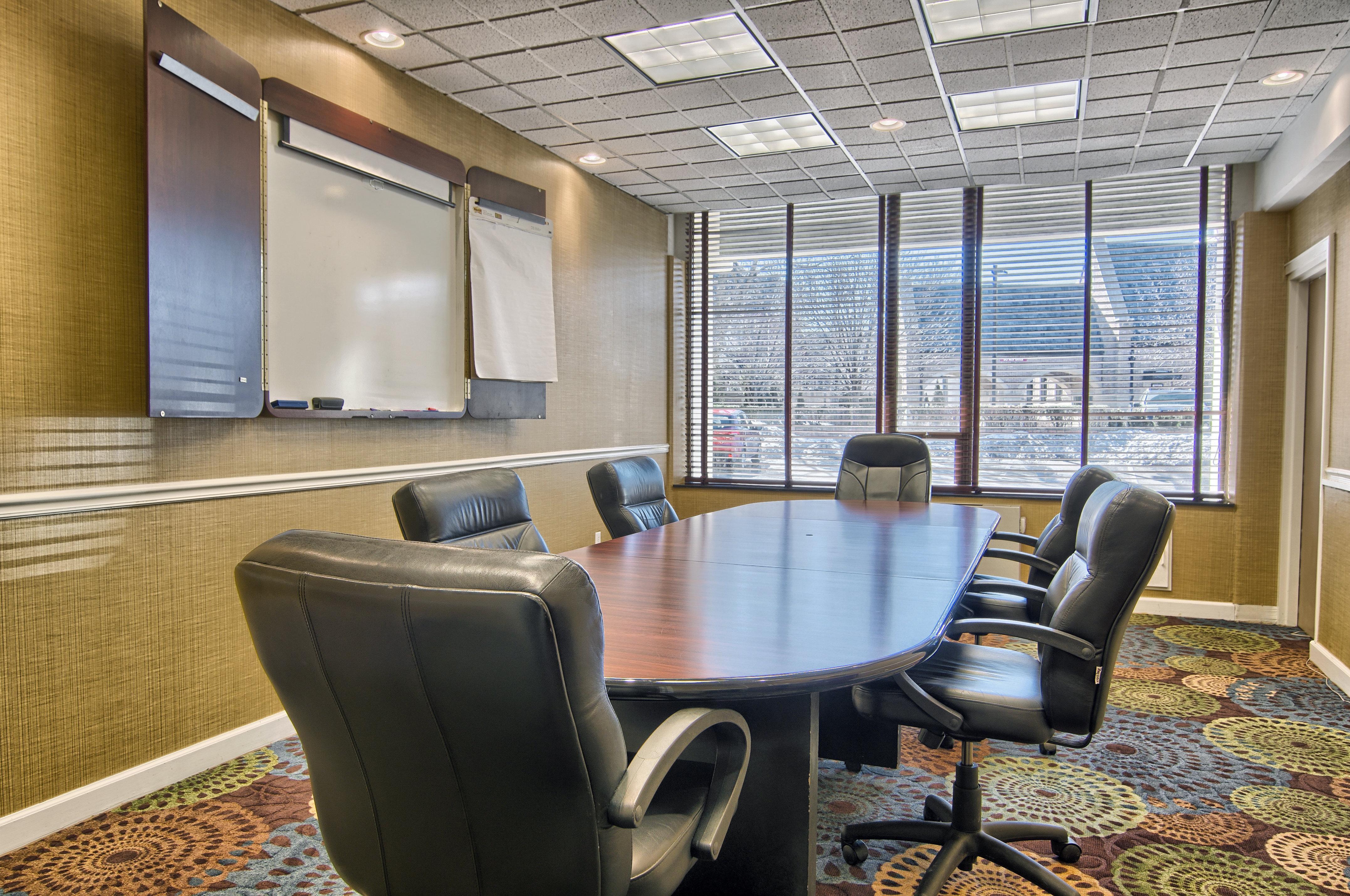 Holiday Inn Express Detroit-Birmingham By Ihg Exterior photo